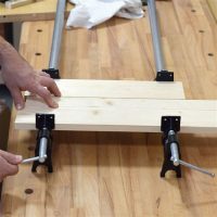 Szorító, befogó szerszámok, profilsínek és tartozékai